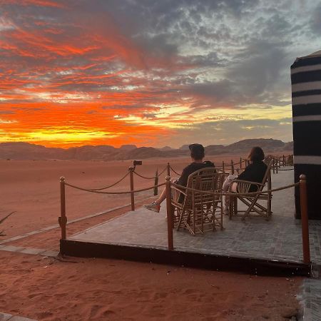Wadi Rum Desert Adventures מראה חיצוני תמונה