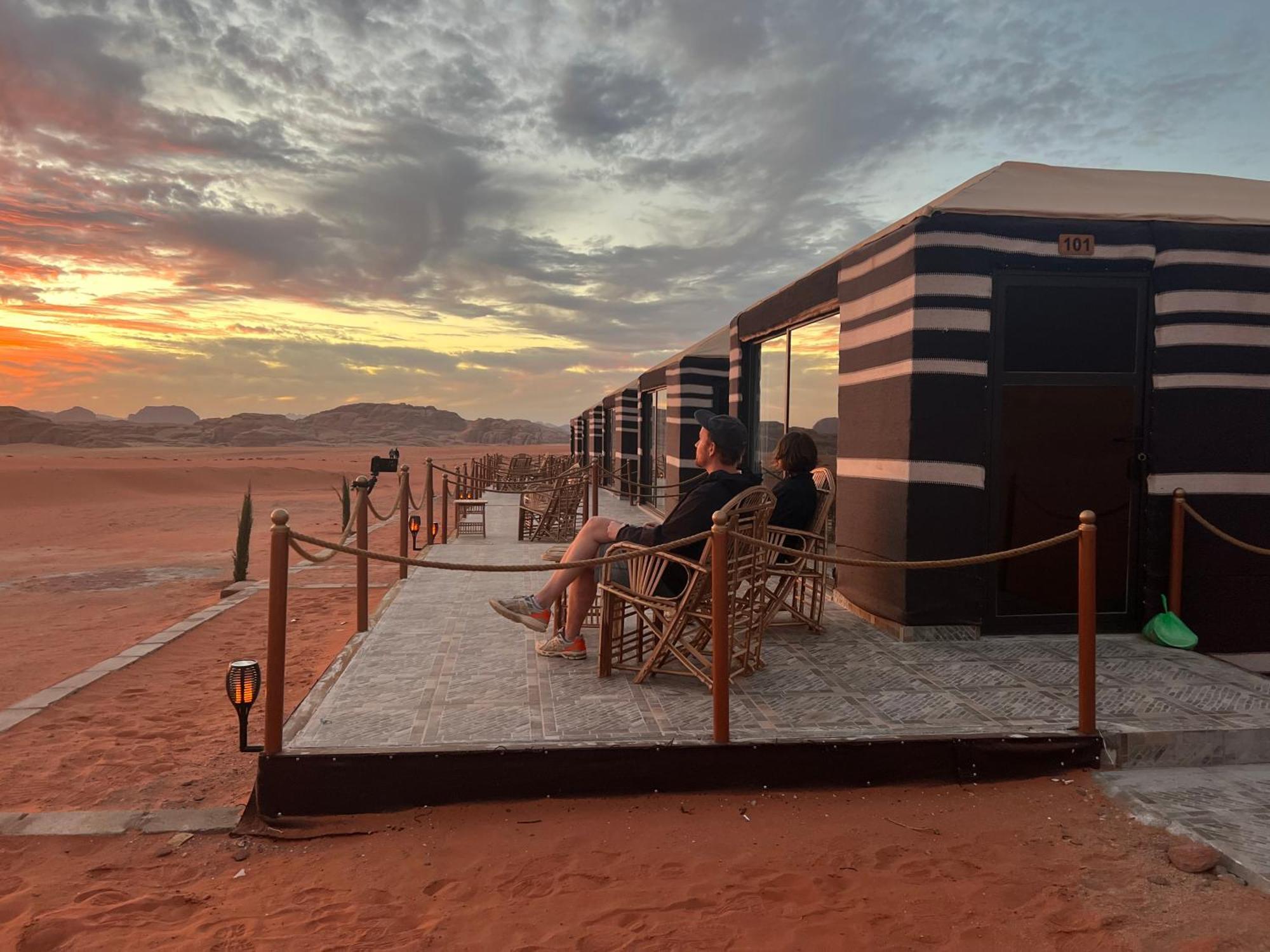 Wadi Rum Desert Adventures מראה חיצוני תמונה