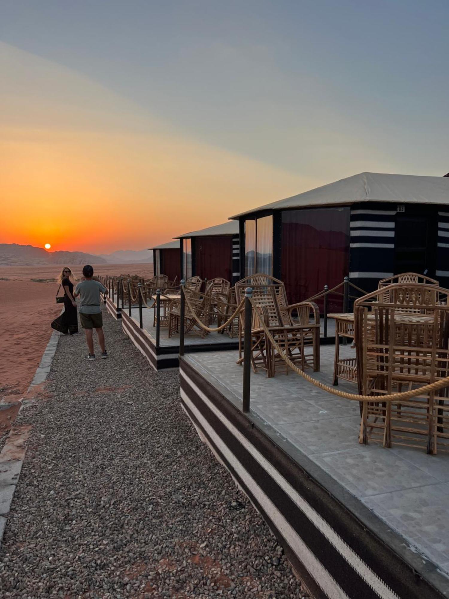 Wadi Rum Desert Adventures מראה חיצוני תמונה