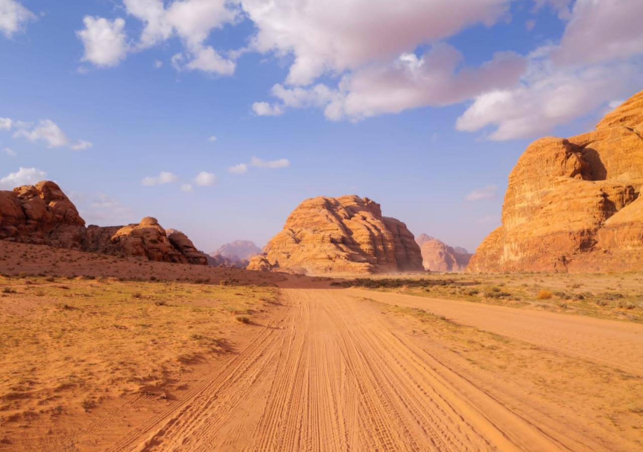 Wadi Rum Desert Adventures מראה חיצוני תמונה